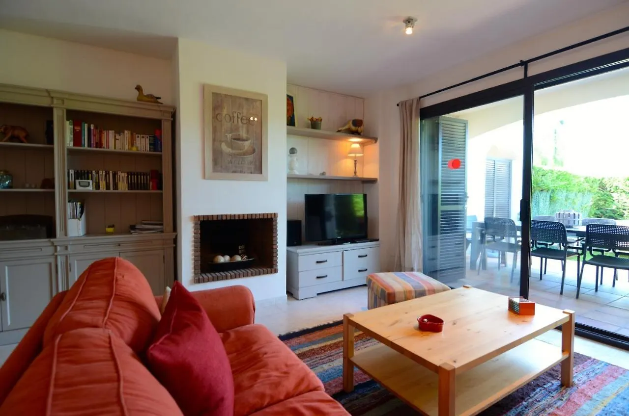 ל'אסטרטיט Villa Medas 0*,  ספרד