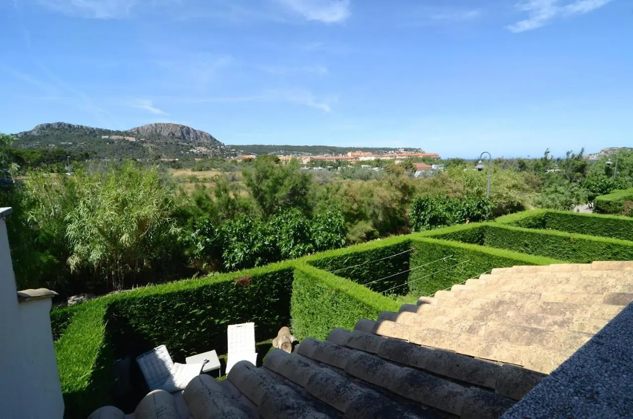 בית נופש ל'אסטרטיט Villa Medas